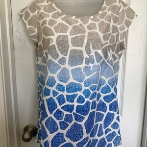 Banana Republic Giraffe print cap sleep blouse